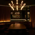 Paramount House Hotel