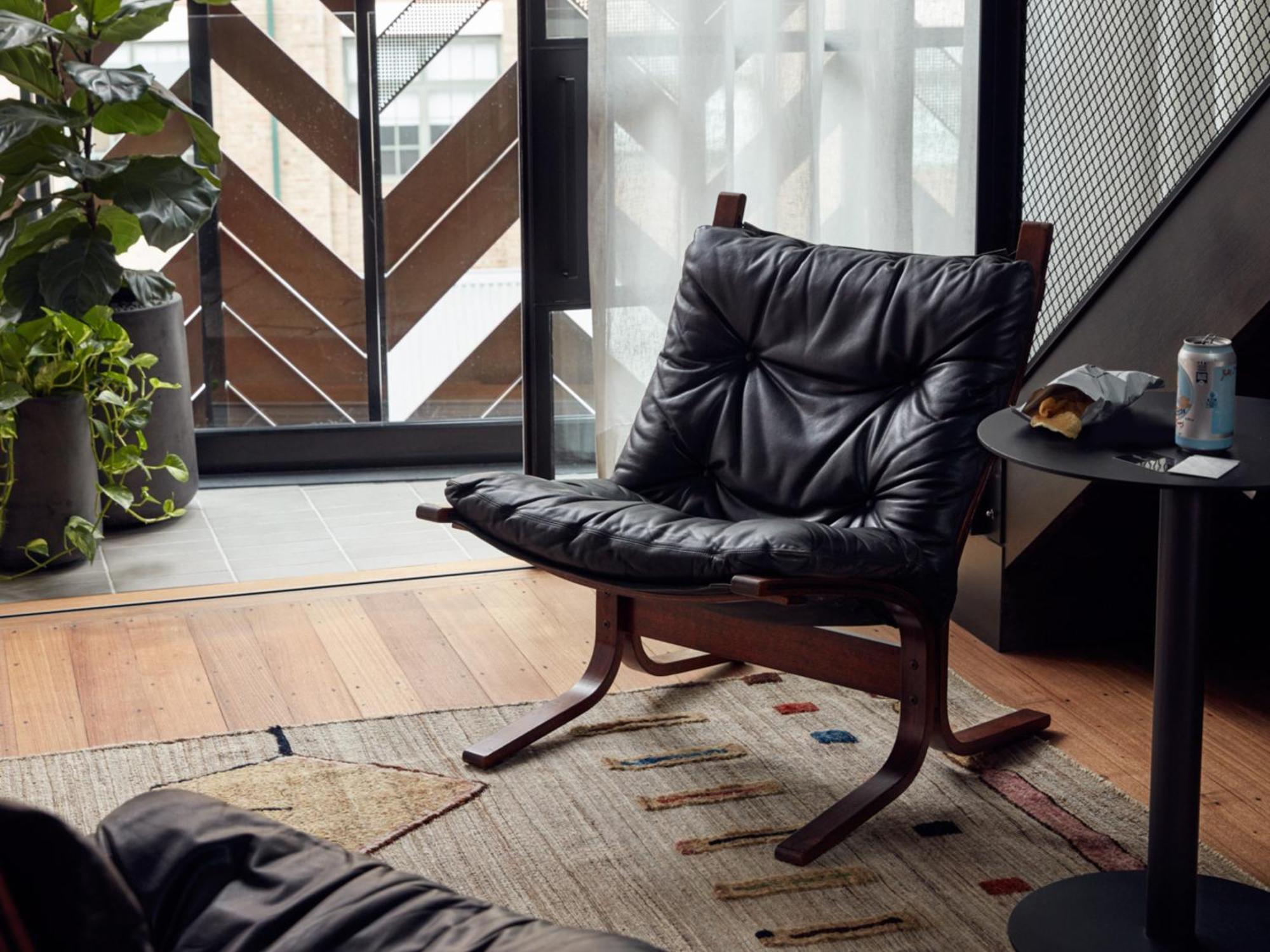 Paramount House * Sydney